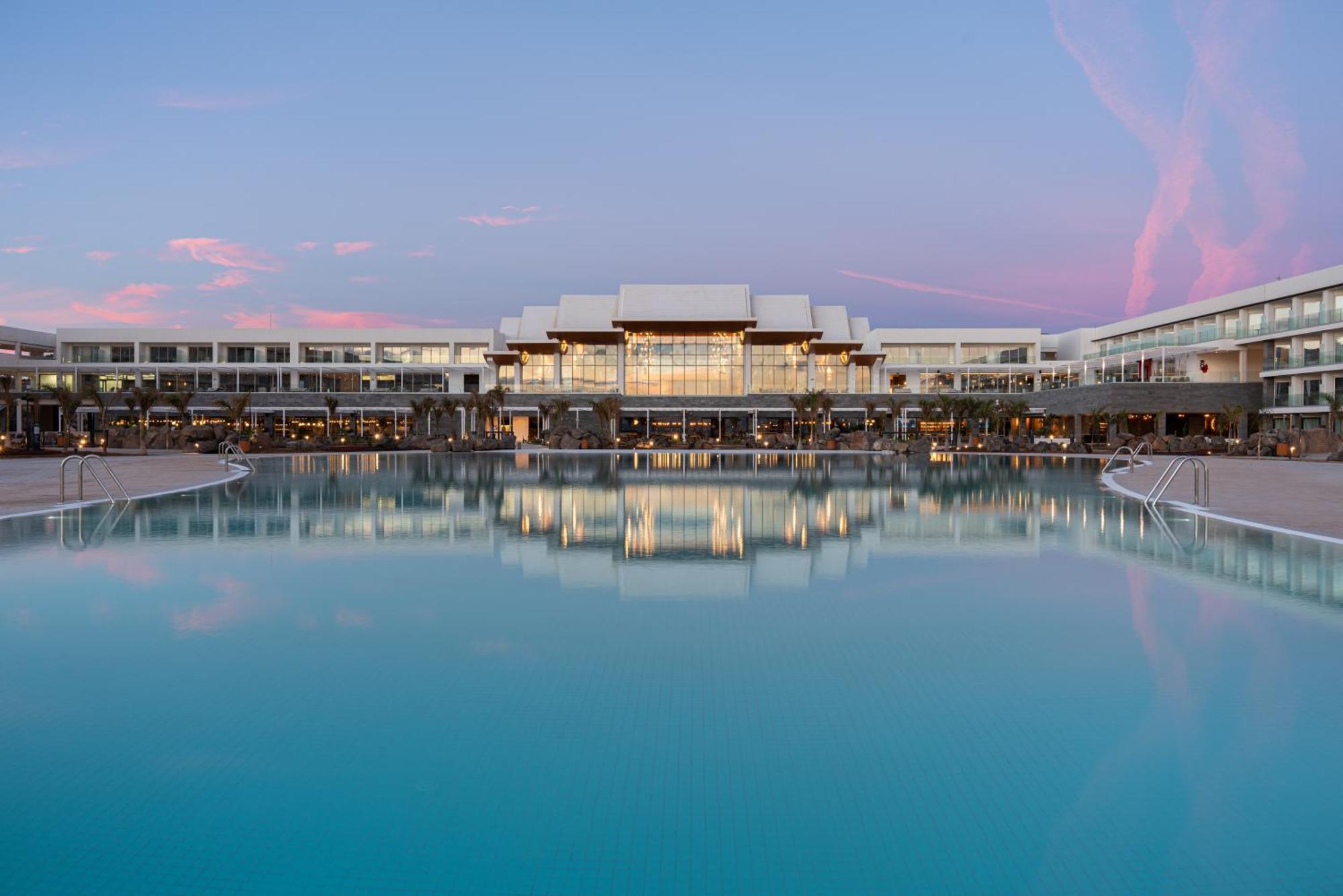 Hotel Barcelo Playa Blanca Exterior foto